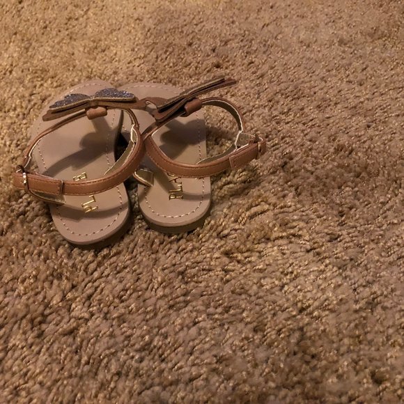 Children's Place Butterfly Thong Sandals New - Picture 5 of 6